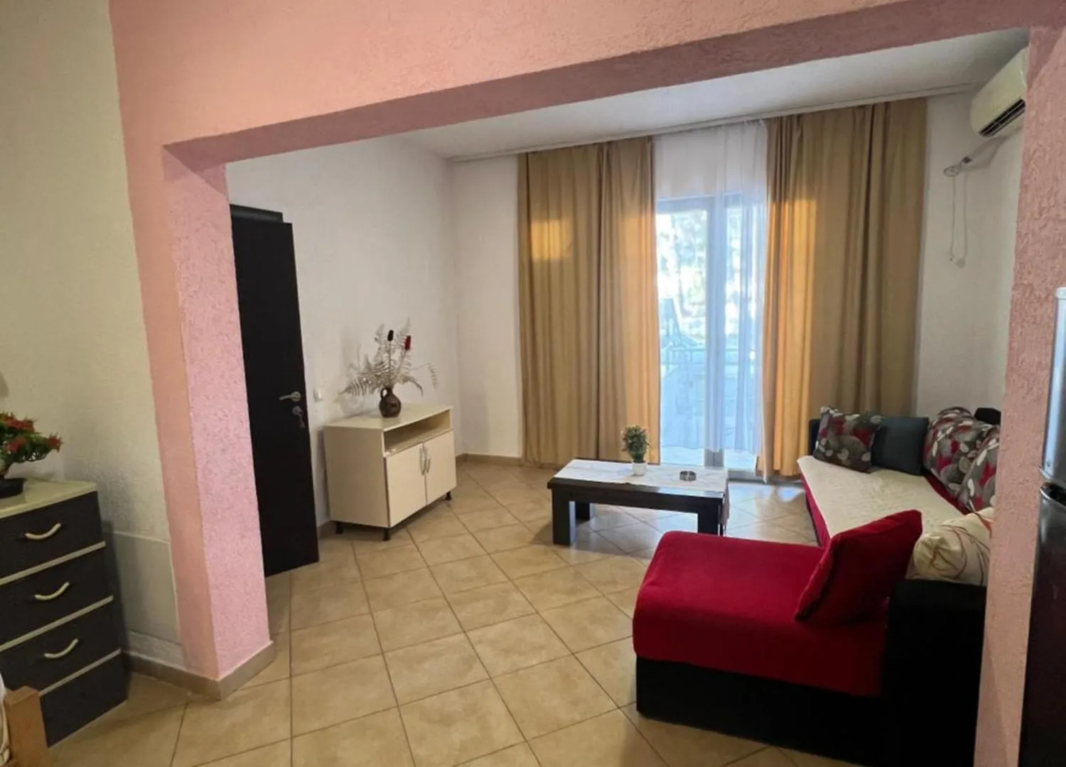 Hotel Peja Velipojë