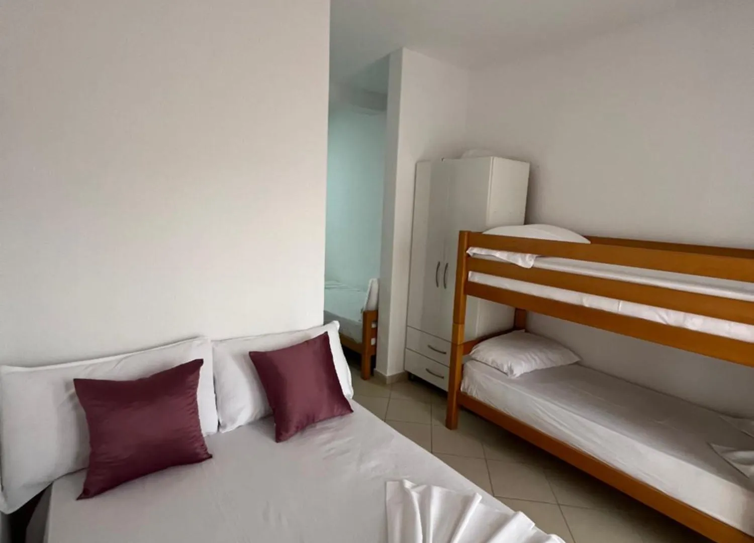 ***  Hotel Peja Velipojë 알바니아