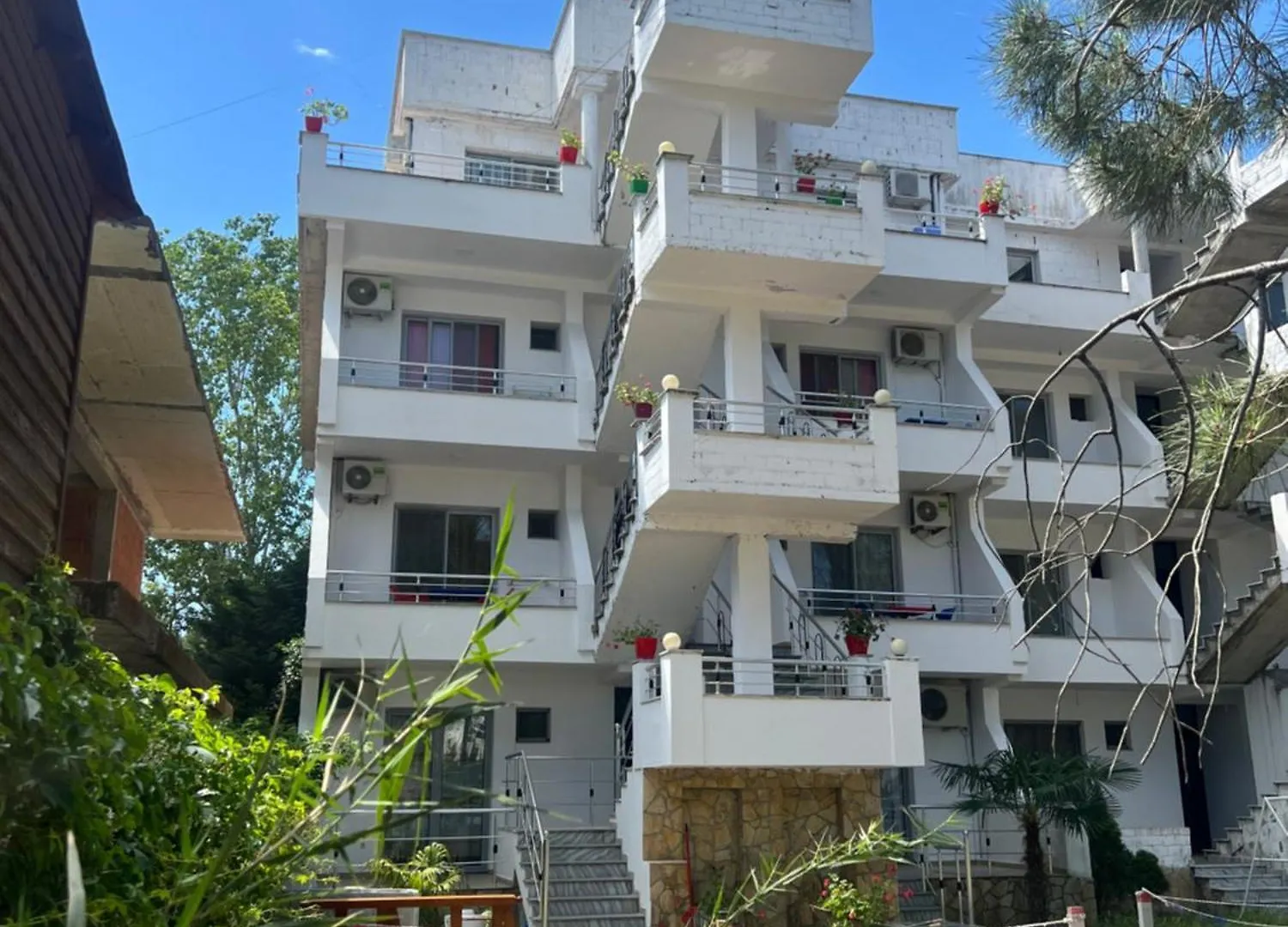 Hotel Peja Velipojë