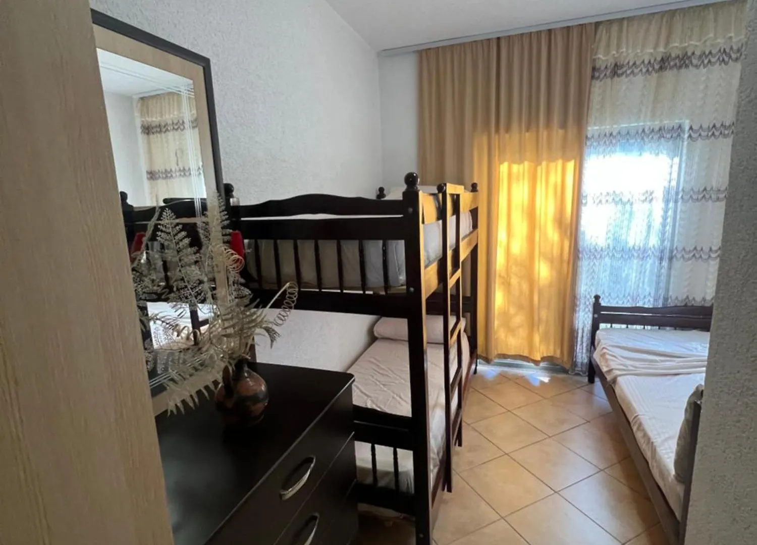***  Hotel Peja Velipojë Arnavutluk